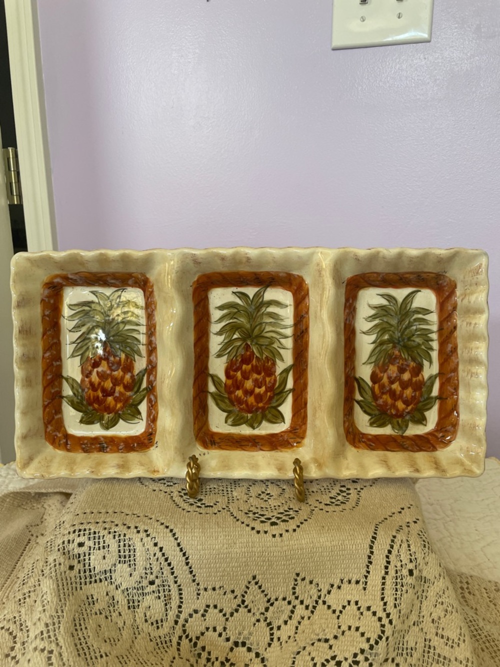 Ceramic Triple Pineapple Serving Tray - Cream and Brown and green like new